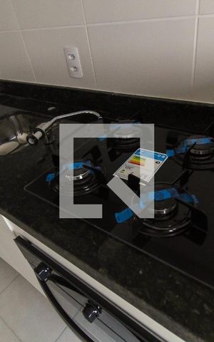 Apartamento à venda com 33m², 2 quartos e 1 vaga Apartamento à venda com 33m², 2 quartos e 1 vagaSala/Cozinha