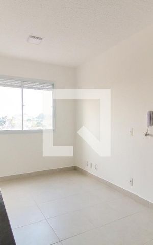 Apartamento à venda com 33m², 2 quartos e 1 vaga Apartamento à venda com 33m², 2 quartos e 1 vagaSala/Cozinha