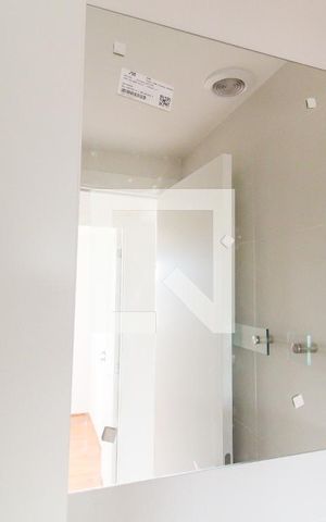 Apartamento à venda com 33m², 2 quartos e 1 vaga Apartamento à venda com 33m², 2 quartos e 1 vagaBanheiro
