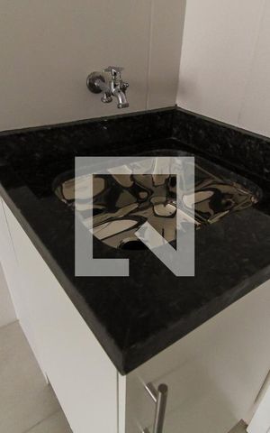 Apartamento à venda com 33m², 2 quartos e 1 vaga Apartamento à venda com 33m², 2 quartos e 1 vagaSala/Cozinha