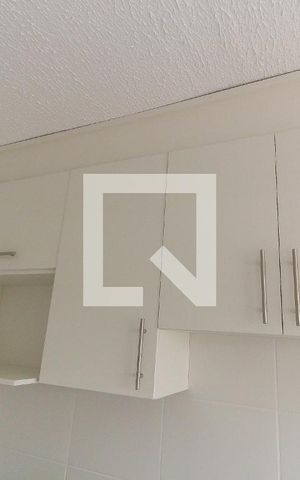 Apartamento à venda com 33m², 2 quartos e 1 vaga Apartamento à venda com 33m², 2 quartos e 1 vagaSala/Cozinha