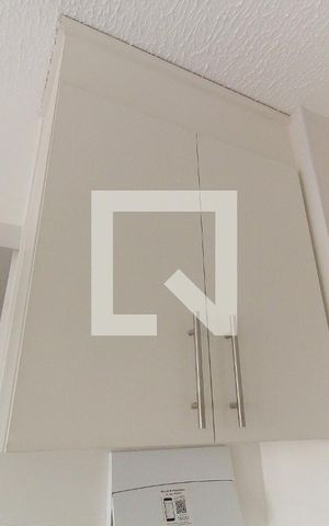 Apartamento à venda com 33m², 2 quartos e 1 vaga Apartamento à venda com 33m², 2 quartos e 1 vagaSala/Cozinha