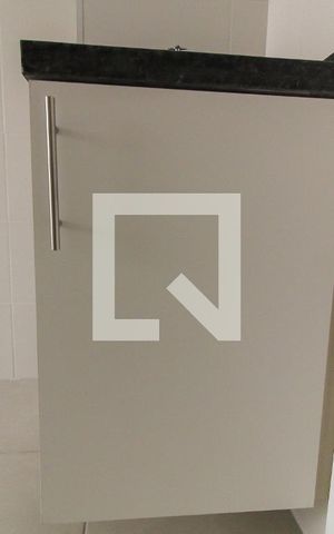 Apartamento à venda com 33m², 2 quartos e 1 vaga Apartamento à venda com 33m², 2 quartos e 1 vagaSala/Cozinha