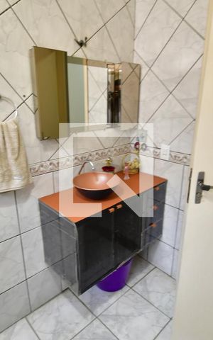 Casa à venda com 290m², 3 quartos e 4 vagasBanheiro 
