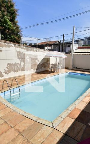 Casa à venda com 290m², 3 quartos e 4 vagasPiscina