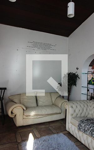 Casa à venda com 300m², 3 quartos e 6 vagasSala 2