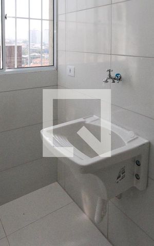 Apartamento para alugar com 36m², 2 quartos e sem vaga Apartamento para alugar com 36m², 2 quartos e sem vagaÁrea de Serviço