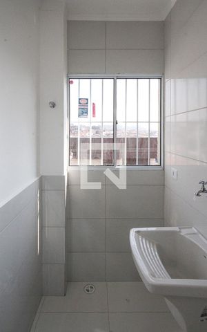 Apartamento para alugar com 36m², 2 quartos e sem vaga Apartamento para alugar com 36m², 2 quartos e sem vagaÁrea de Serviço