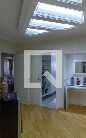 Apartamento à venda com 160m², 3 quartos e 3 vagasHall Quartos