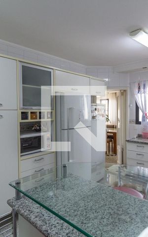 Apartamento à venda com 160m², 3 quartos e 3 vagasCozinha