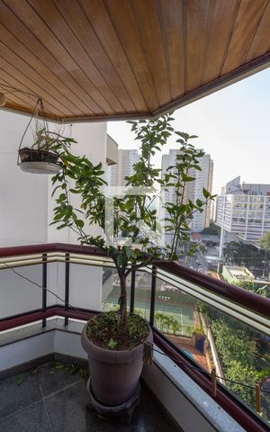 Apartamento à venda com 160m², 3 quartos e 3 vagasSacada da Suíte