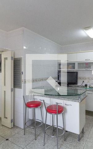 Apartamento à venda com 160m², 3 quartos e 3 vagasCozinha