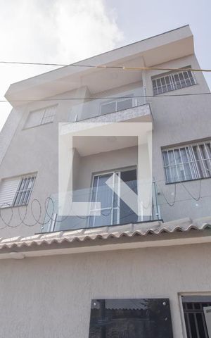 Apartamento à venda com 40m², 2 quartos e sem vaga Apartamento à venda com 40m², 2 quartos e sem vagaFachada