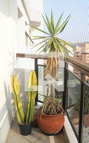 Apartamento à venda com 144m², 3 quartos e 2 vagasSacada da sala 1