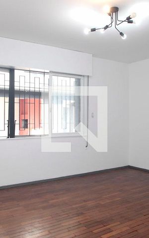 Casa à venda com 350m², 3 quartos e 1 vagaQuarto 1 Suíte