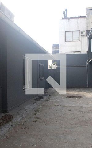 Casa à venda com 350m², 3 quartos e 1 vagaPátio
