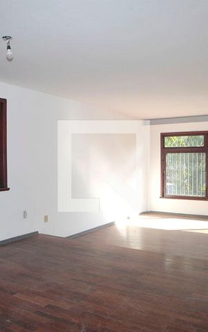 Casa à venda com 350m², 3 quartos e 1 vagaSala 2