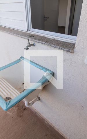 Apartamento à venda com 42m², 2 quartos e 1 vaga Apartamento à venda com 42m², 2 quartos e 1 vagaÁrea de serviço