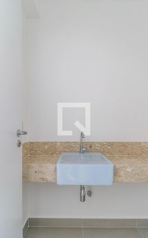Apartamento à venda com 196m², 3 quartos e 3 vagas Apartamento à venda com 196m², 3 quartos e 3 vagasLavabo