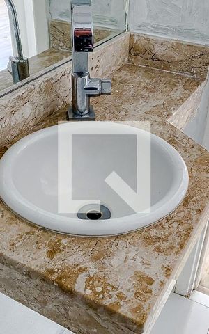 Apartamento à venda com 74m², 2 quartos e 2 vagasLavabo