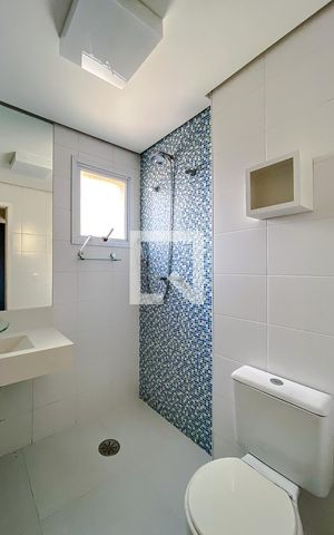 Apartamento à venda com 74m², 2 quartos e 2 vagasBanheiro da Suíte 2