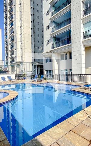 Apartamento à venda com 74m², 2 quartos e 2 vagasÁrea comum - Piscina