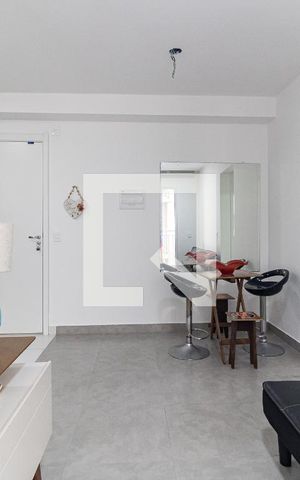 Apartamento para alugar com 42m², 2 quartos e 1 vaga Apartamento para alugar com 42m², 2 quartos e 1 vagaSala