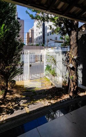 Casa à venda com 307m², 4 quartos e 4 vagas Casa à venda com 307m², 4 quartos e 4 vagasÁrea Externa