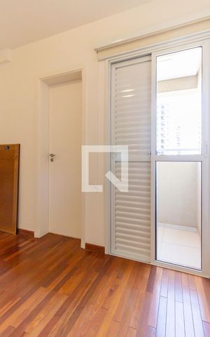 Apartamento à venda com 88m², 3 quartos e 2 vagas Apartamento à venda com 88m², 3 quartos e 2 vagasVaranda da Suíte