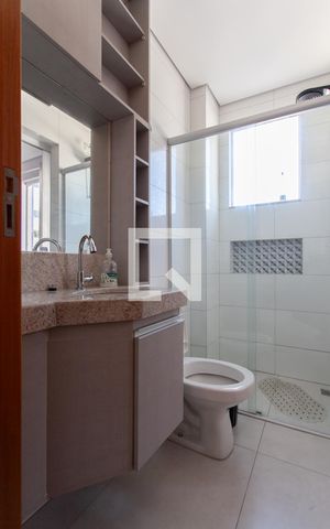 Apartamento para alugar com 47m², 2 quartos e 1 vaga Apartamento para alugar com 47m², 2 quartos e 1 vagaBanheiro Semi Suíte