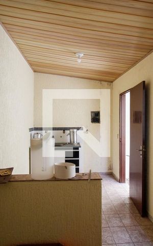Casa à venda com 142m², 3 quartos e 2 vagas Casa à venda com 142m², 3 quartos e 2 vagasEdícula