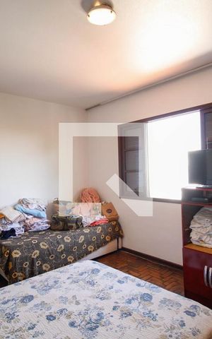 Casa à venda com 142m², 3 quartos e 2 vagas Casa à venda com 142m², 3 quartos e 2 vagasQuarto 2