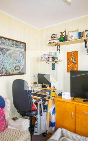 Casa à venda com 225m², 4 quartos e 4 vagas Casa à venda com 225m², 4 quartos e 4 vagasQuarto 1