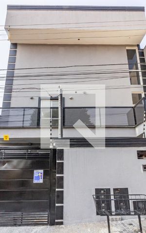 Casa de condomínio à venda com 74m², 2 quartos e 2 vagas Casa de condomínio à venda com 74m², 2 quartos e 2 vagasFachada