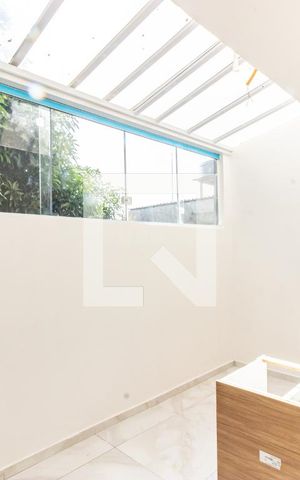 Casa de condomínio à venda com 74m², 2 quartos e 2 vagas Casa de condomínio à venda com 74m², 2 quartos e 2 vagasSala/Cozinha