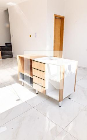 Casa de condomínio à venda com 74m², 2 quartos e 2 vagas Casa de condomínio à venda com 74m², 2 quartos e 2 vagasSala/Cozinha