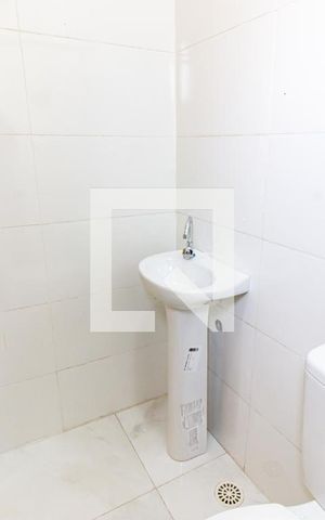 Casa de condomínio à venda com 74m², 2 quartos e 2 vagas Casa de condomínio à venda com 74m², 2 quartos e 2 vagasBanheiro da Suíte 2