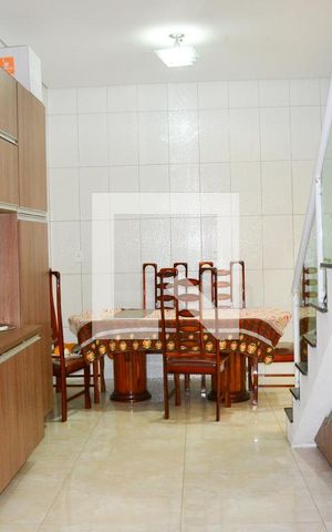 Casa à venda com 166m², 3 quartos e 3 vagas Casa à venda com 166m², 3 quartos e 3 vagasCozinha