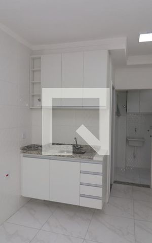 Apartamento à venda com 44m², 2 quartos e sem vagaSala/Cozinha