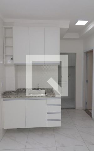 Apartamento à venda com 44m², 2 quartos e sem vagaSala/Cozinha