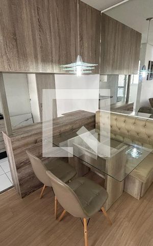 Apartamento para alugar com 34m², 1 quarto e sem vaga Apartamento para alugar com 34m², 1 quarto e sem vagaSala