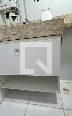 Apartamento para alugar com 34m², 1 quarto e sem vaga Apartamento para alugar com 34m², 1 quarto e sem vagaBanheiro