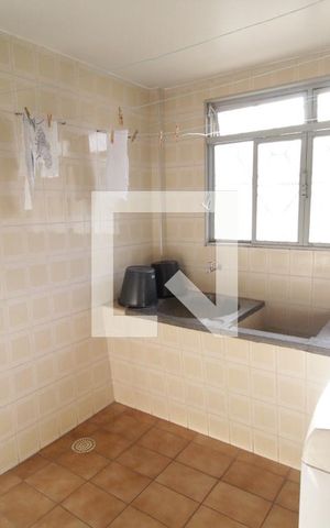 Casa para alugar com 450m², 4 quartos e 4 vagasÁrea de Serviço