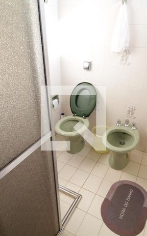 Casa para alugar com 450m², 4 quartos e 4 vagasBanheiro do Quarto 4
