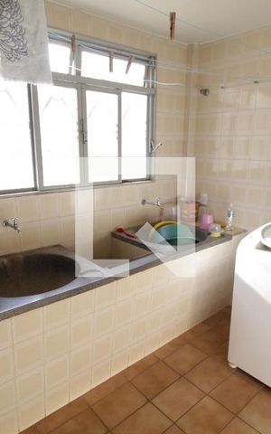 Casa para alugar com 450m², 4 quartos e 4 vagasÁrea de Serviço