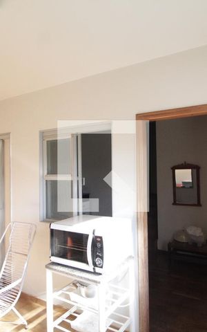 Casa para alugar com 450m², 4 quartos e 4 vagasCozinha