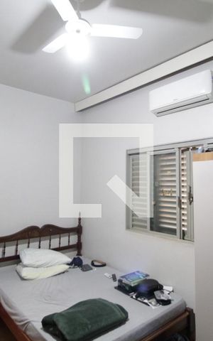 Casa para alugar com 450m², 4 quartos e 4 vagasQuarto 2 - Suíte