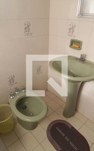 Casa para alugar com 450m², 4 quartos e 4 vagasBanheiro do Quarto 4
