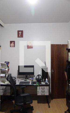 Casa para alugar com 450m², 4 quartos e 4 vagasQuarto 2 - Suíte