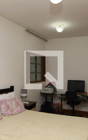 Casa à venda com 144m², 3 quartos e 2 vagasQuarto 3